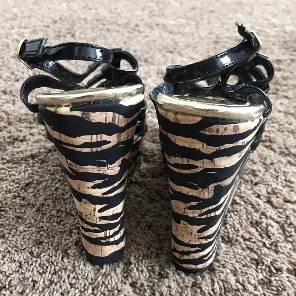 Charles Albert Black Strappy Wedge Sandals - Picture 4 of 8